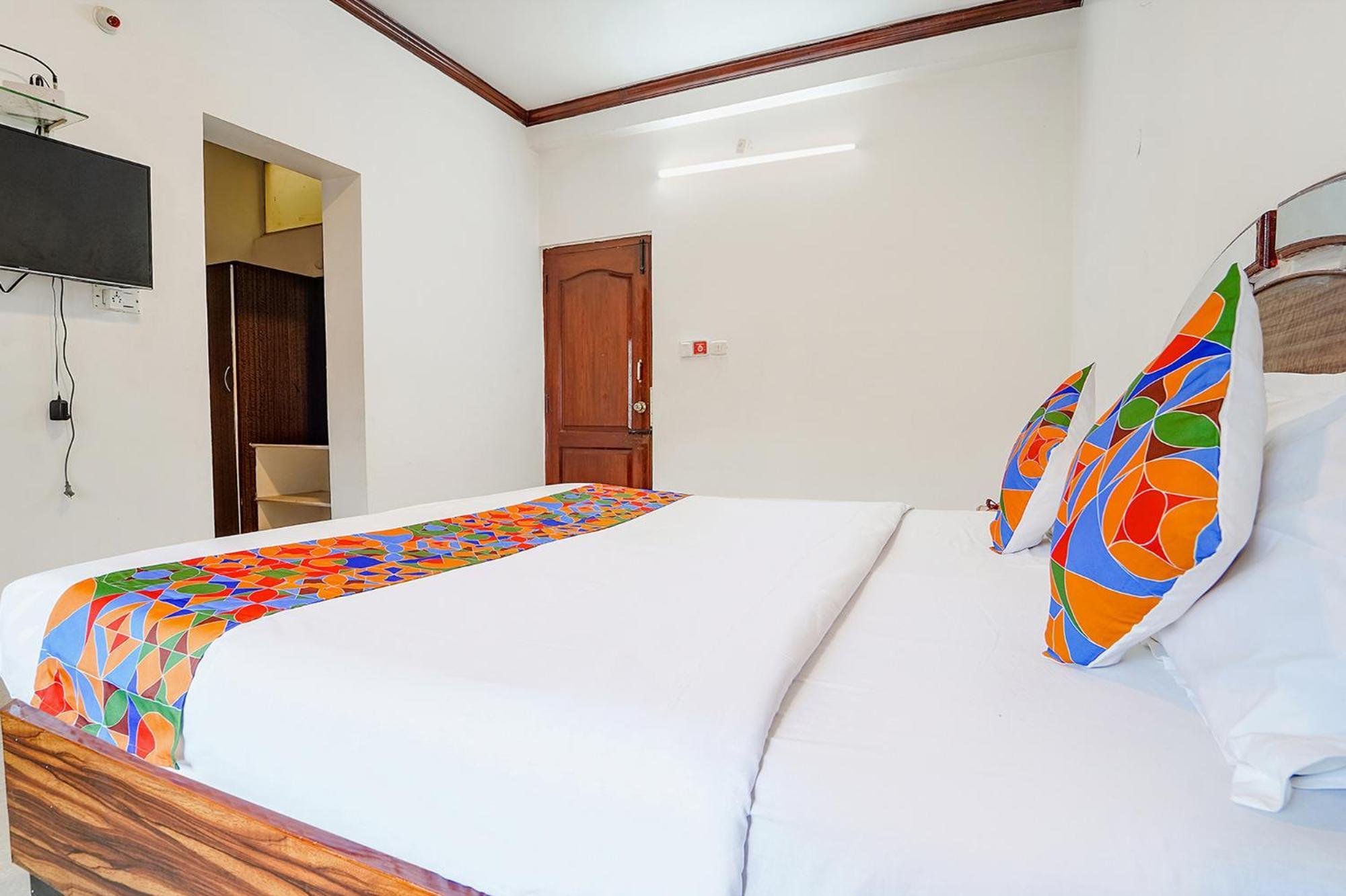 Orchid Inn Udagamandalam Exterior foto